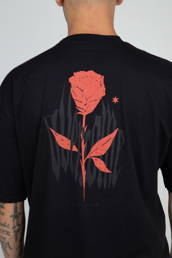 Camiseta Overcome Gothic Rose Plus Preta