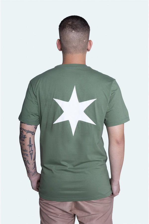 Camiseta Overcome Star Verde Militar